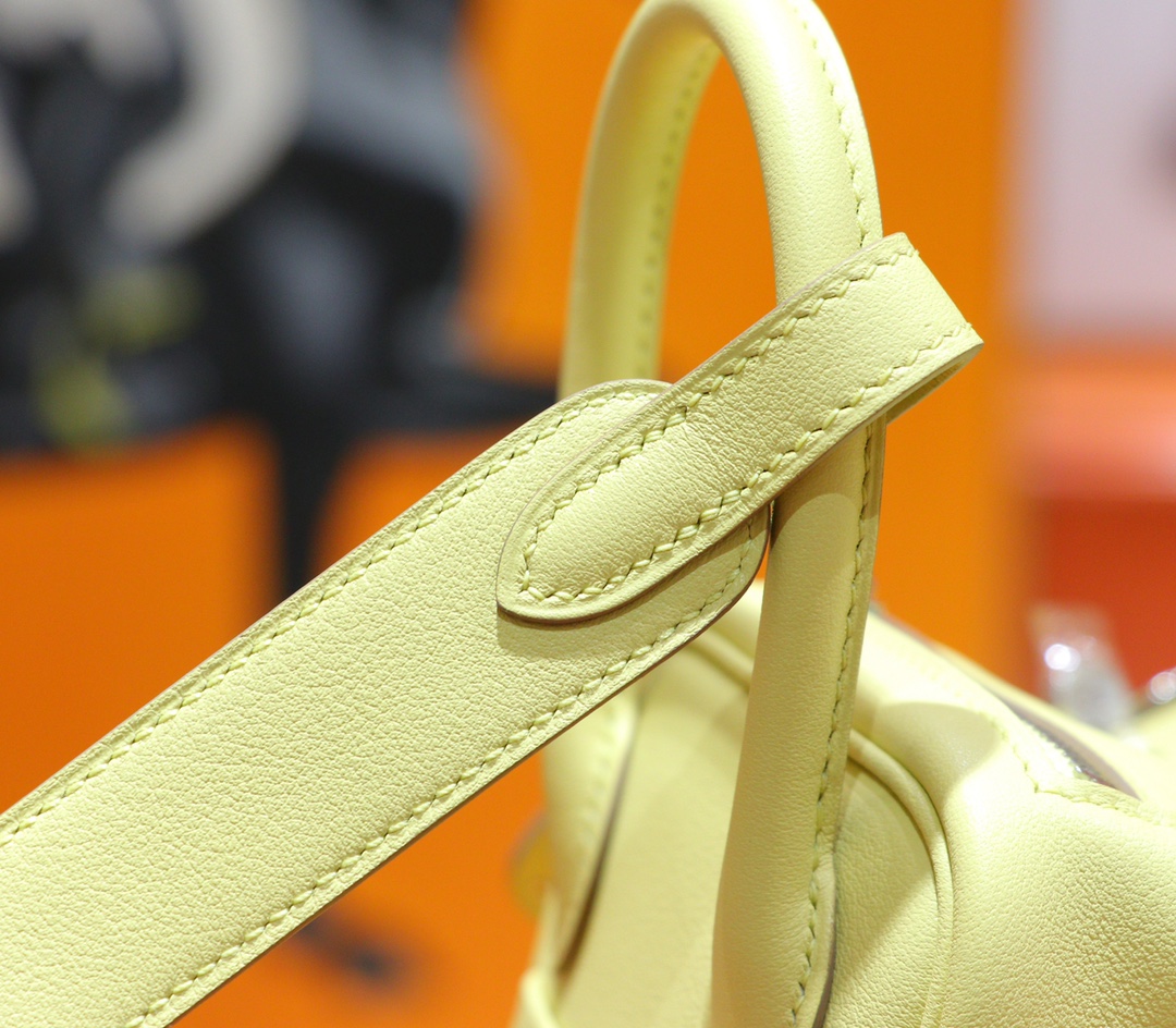 Hermès（爱马仕）Lindy 迷你琳迪包 小鸡黄 Swift 小牛皮 全手缝 银扣 20cm