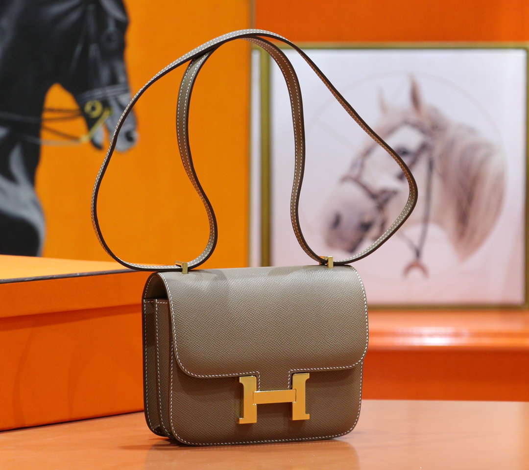 Hermès（爱马仕）Constance 空姐包 大象灰 Epsom 小牛皮 全手缝 金扣 19cm