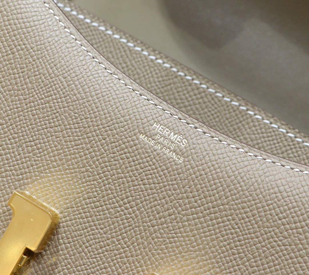 Hermès（爱马仕）Constance 空姐包 大象灰 Epsom 小牛皮 全手缝 金扣 19cm
