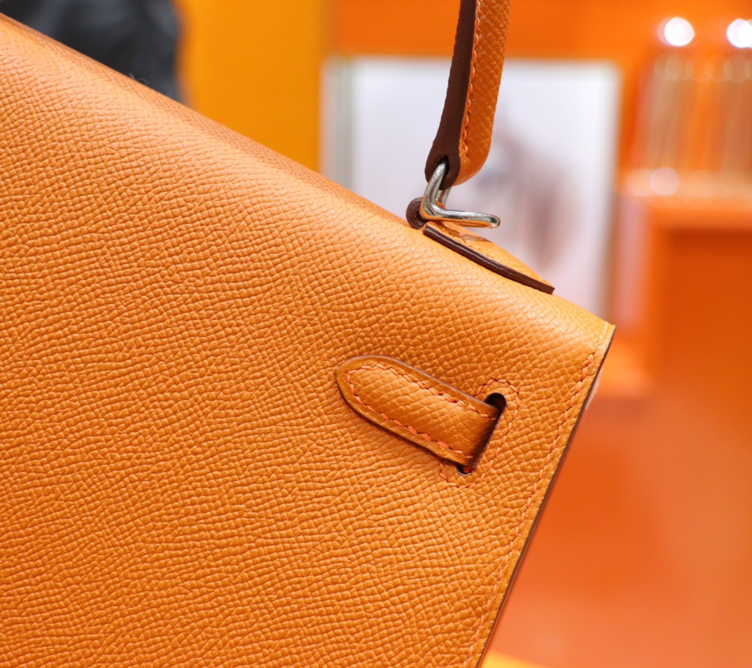 Hermès（爱马仕）Kelly 凯莉包 橙色 Epsom 小牛皮 全手缝 银扣 25cm