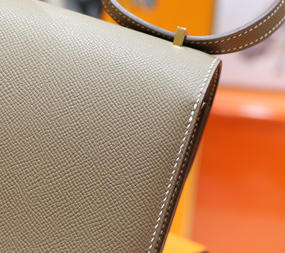 Hermès（爱马仕）Constance 空姐包 大象灰 Epsom 小牛皮 全手缝 金扣 19cm