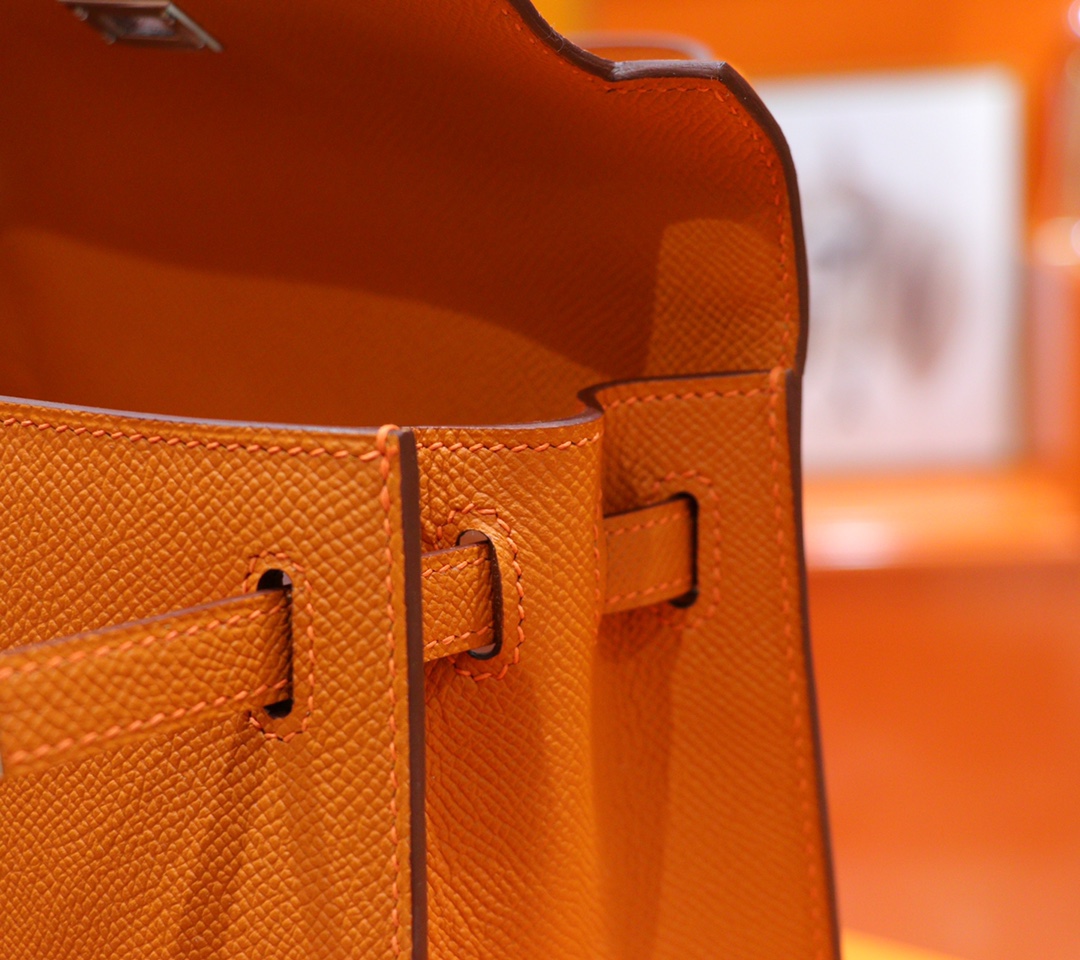 Hermès（爱马仕）Kelly 凯莉包 橙色 Epsom 小牛皮 全手缝 银扣 25cm