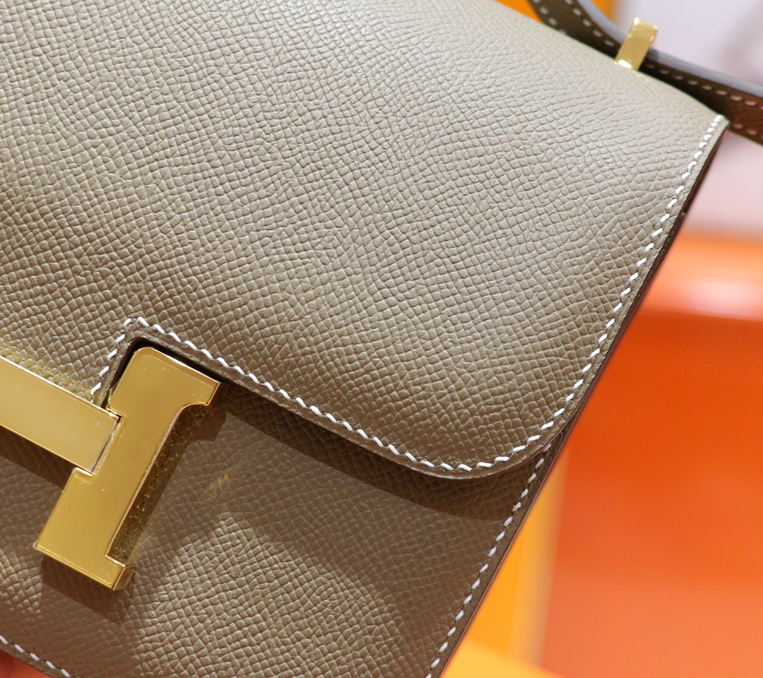 Hermès（爱马仕）Constance 空姐包 大象灰 Epsom 小牛皮 全手缝 金扣 19cm