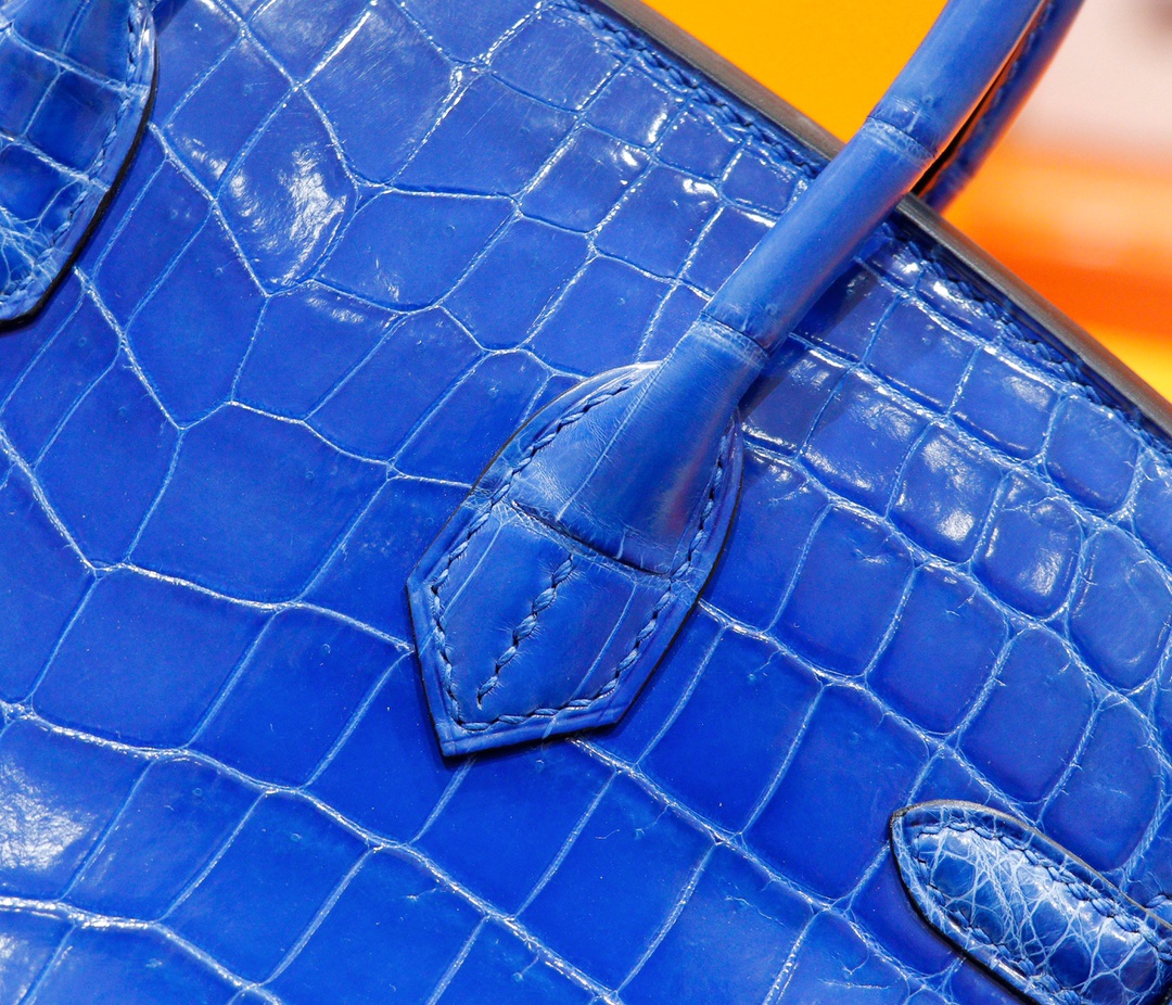 Hermès（爱马仕）Birkin 铂金包 伊兹密尔蓝 亮面鳄鱼皮 银扣 25cm
