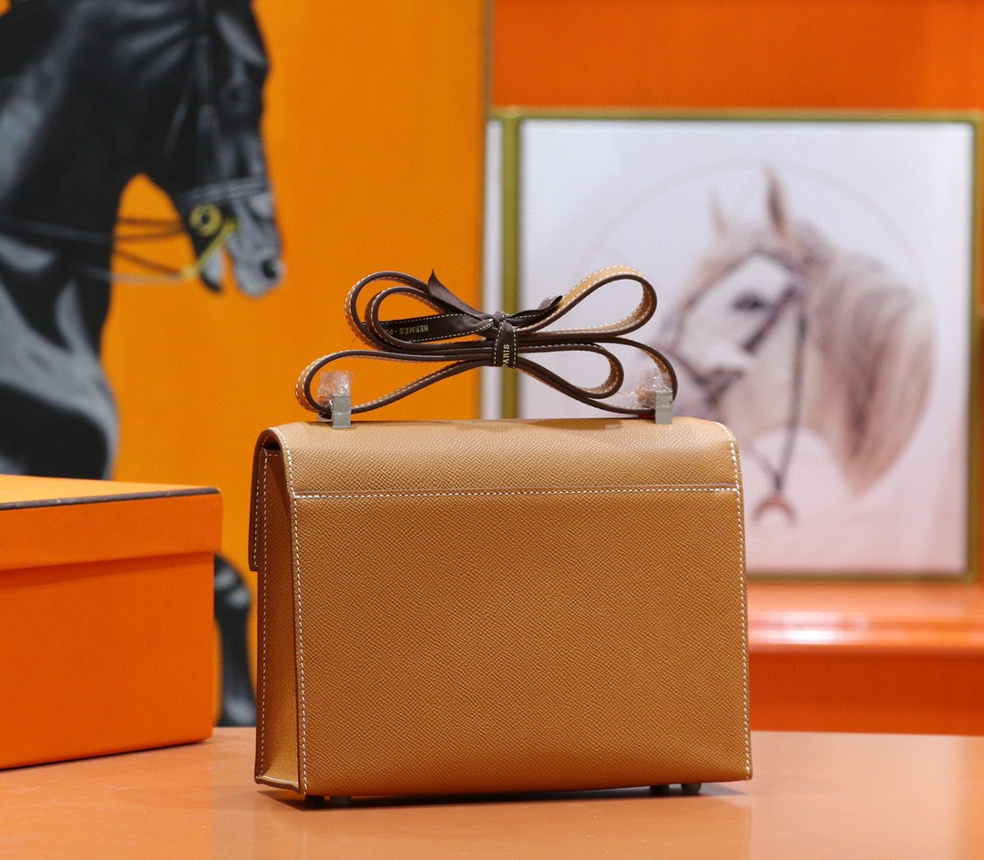 Hermès（爱马仕）Verrou 机枪包 金棕色 Epsom 全手缝 小牛皮 银扣 21cm