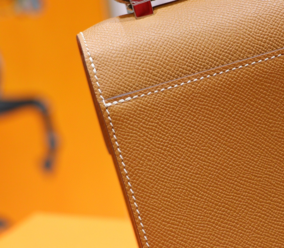 Hermès（爱马仕）Verrou 机枪包 金棕色 Epsom 全手缝 小牛皮 银扣 21cm